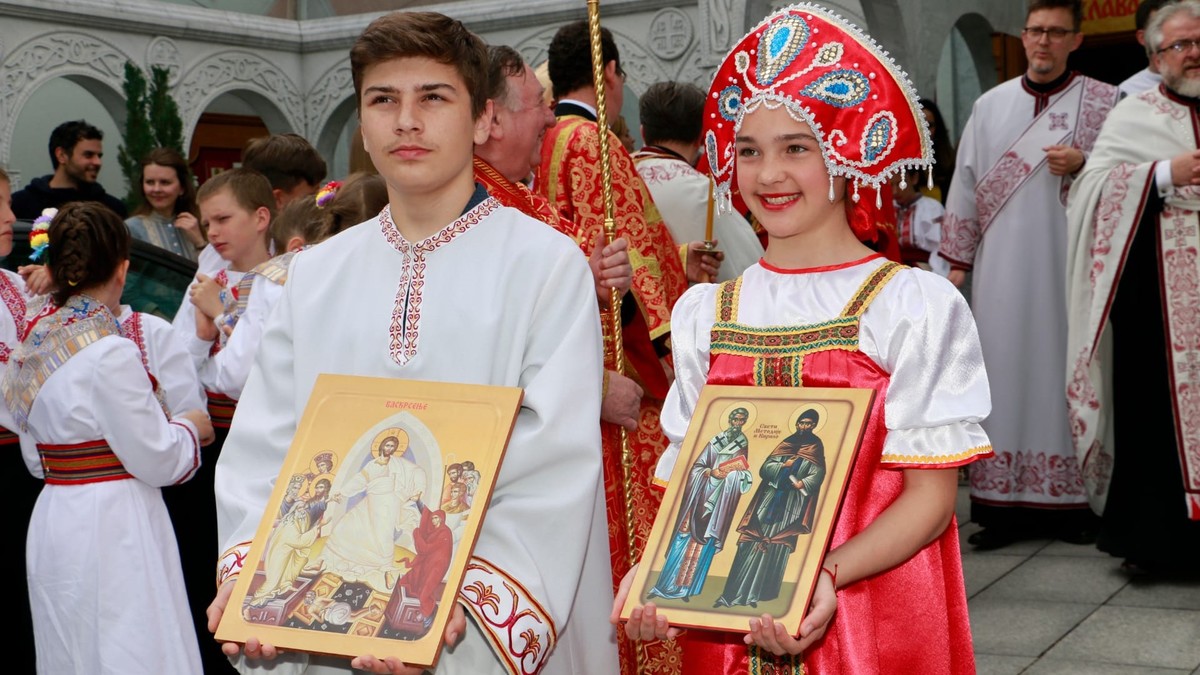 Ныне братья святые Кирилл и Мефодий за труды свои прославляются. |  24.05.2021 | Гусь-Хрустальный - БезФормата