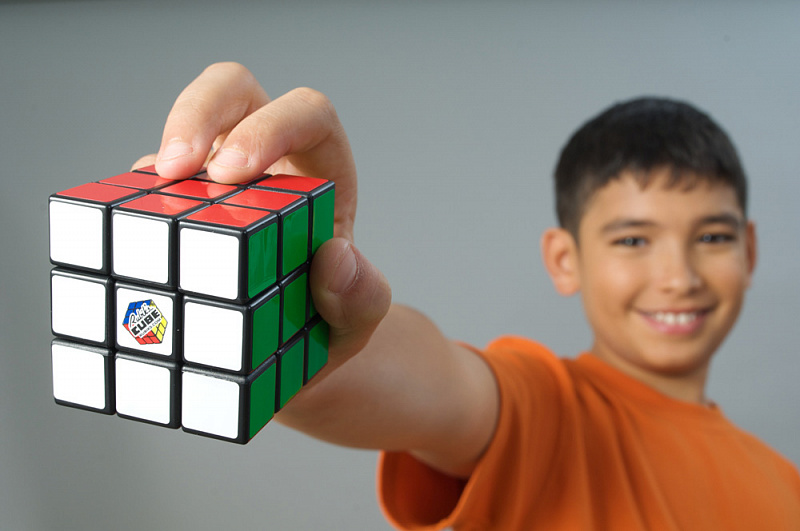 Como hacer una bola con la serpiente de rubik